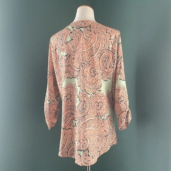 Colorful limited brand tunic size L, Paisley print, button back sleeves - Picture 2 of 6